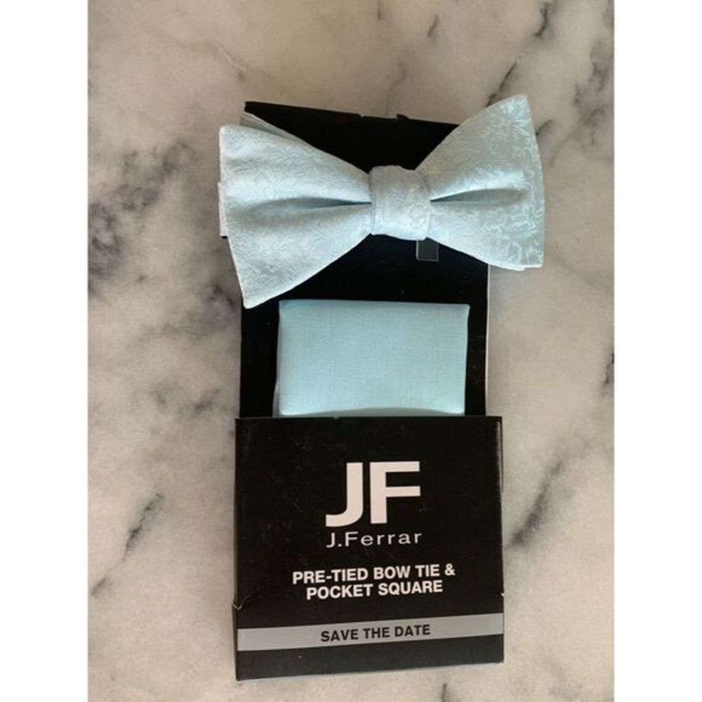 NWT JF J Ferrar NEW Pretied Bow Tie Pocket Square Light Blue Adjustable MSRP $40